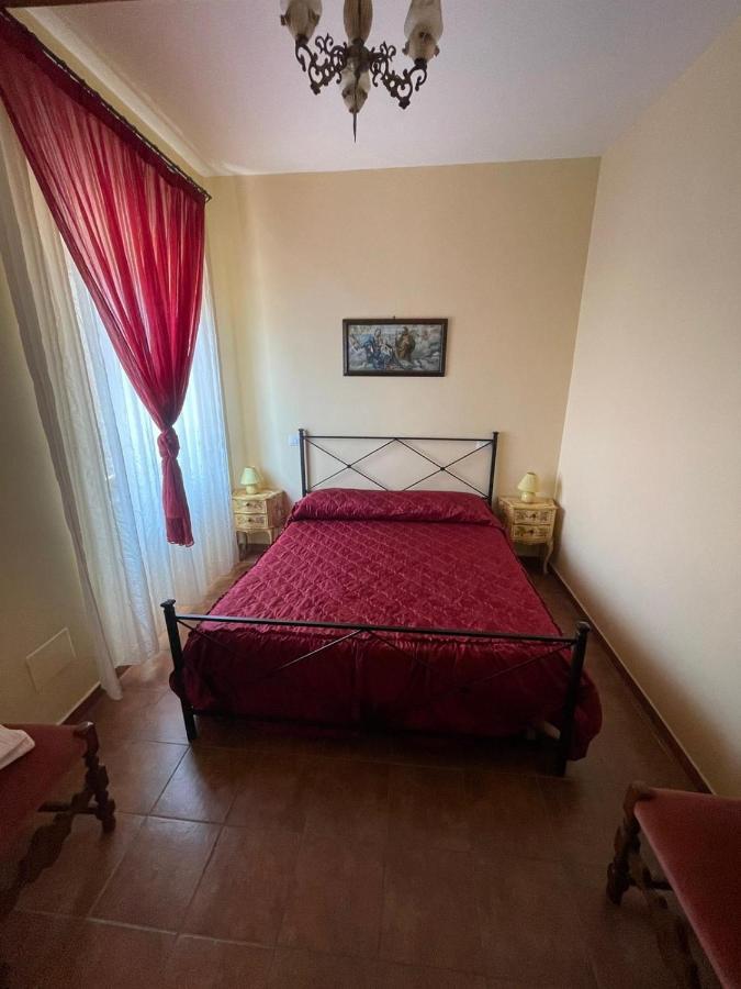 Appartamentino Di Corso Umberto Ronciglione (Viterbo) Exterior foto