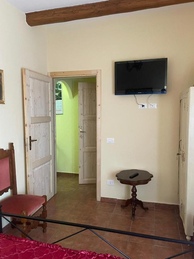 Appartamentino Di Corso Umberto Ronciglione (Viterbo) Exterior foto