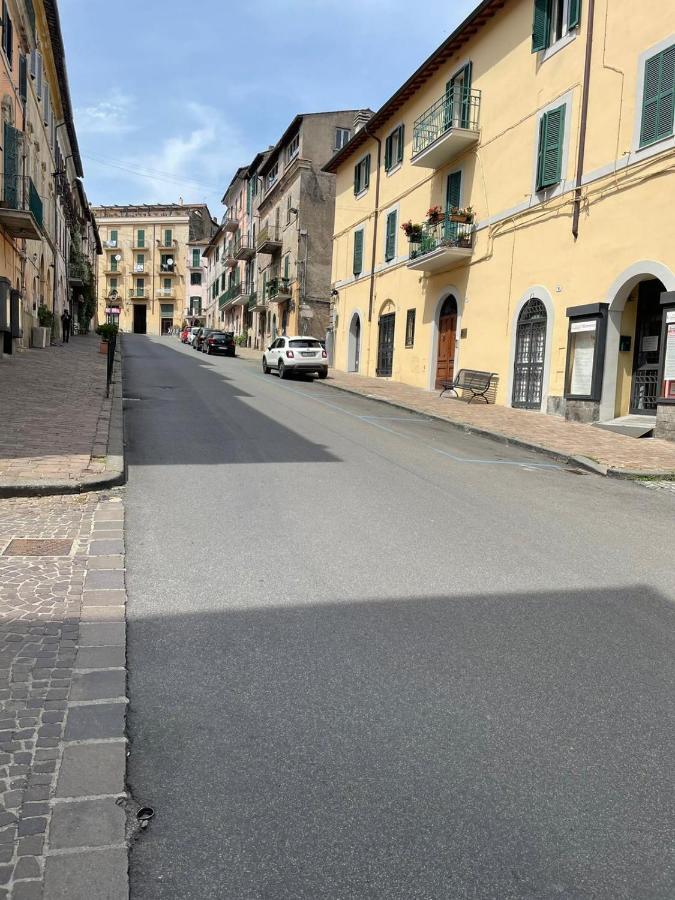 Appartamentino Di Corso Umberto Ronciglione (Viterbo) Exterior foto